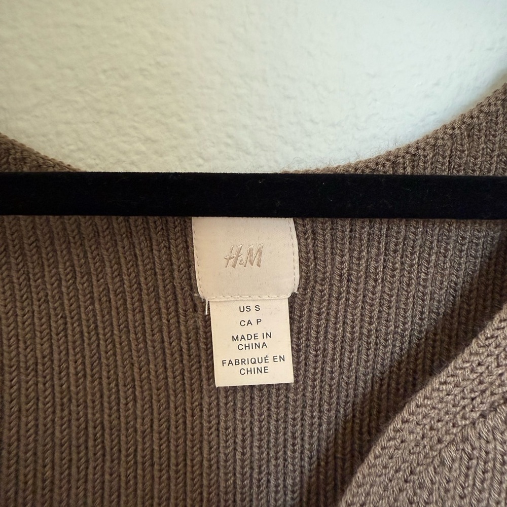 H&M - Ribbed Knit Dress - Picture 6 of 6